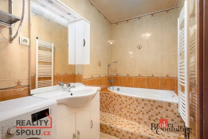 Pronájem bytu 2+1, Karviná - Ráj, V Aleji, 54 m2