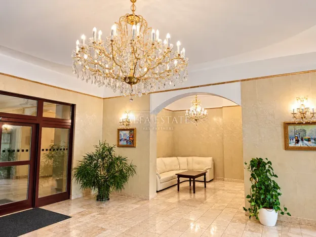 Pronájem bytu 2+1, Karlovy Vary, U Imperiálu, 110 m2