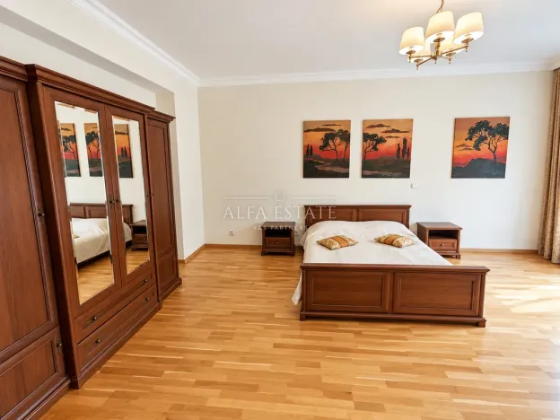 Pronájem bytu 2+1, Karlovy Vary, U Imperiálu, 110 m2