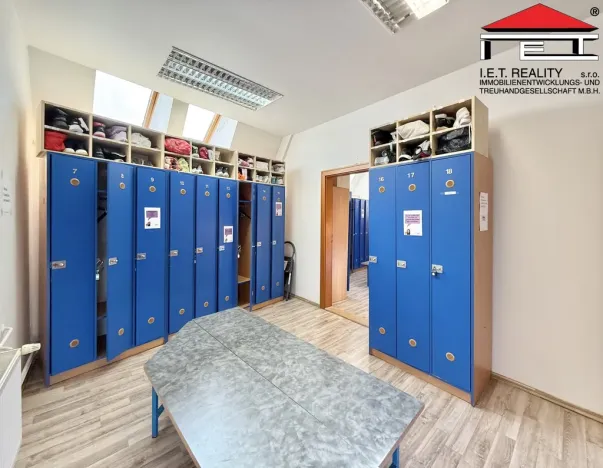 Pronájem obchodního prostoru, Brno, Orlí, 200 m2