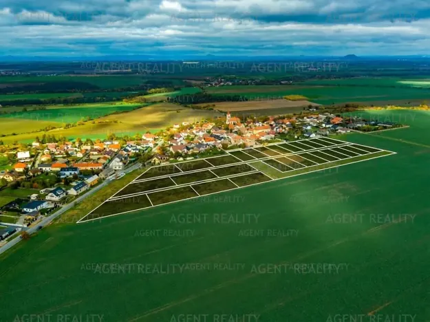 Prodej pozemku pro bydlení, Slaný, 879 m2
