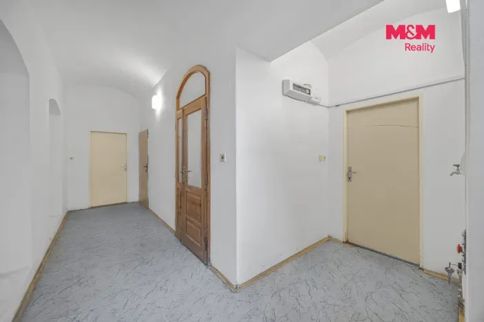 Prodej činžovního domu, Třebechovice pod Orebem, Masarykovo náměstí, 180 m2