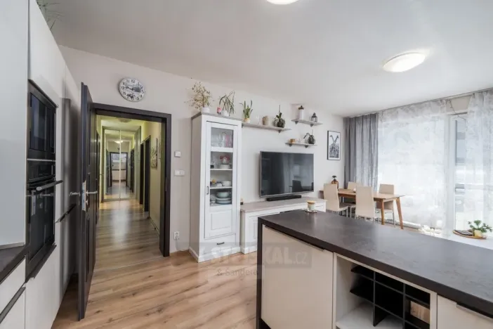 Prodej bytu 3+kk, Včelná, Pod Tratí, 72 m2