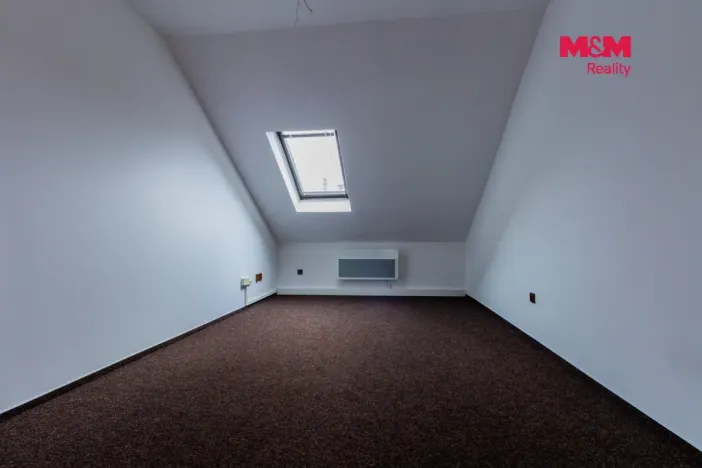 Pronájem kanceláře, Jeseník, nám. Svobody, 40 m2