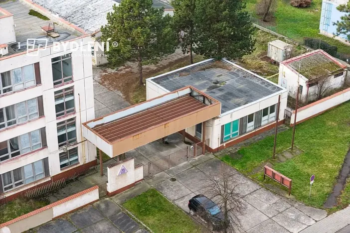 Prodej komerční nemovitosti, Duchcov, Sadová, 11341 m2