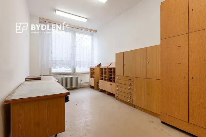 Prodej komerční nemovitosti, Duchcov, Sadová, 11341 m2