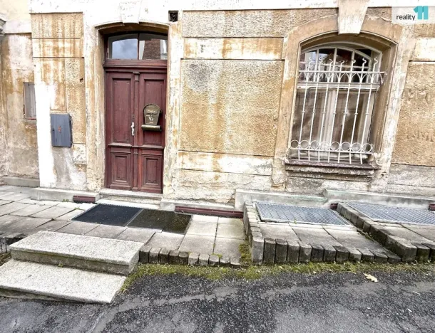 Prodej bytu 1+1, Karlovy Vary, Krále Jiřího, 40 m2