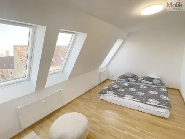 Pronájem bytu 2+kk, Most, Hollarova, 65 m2