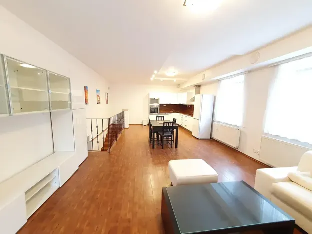 Pronájem bytu 2+kk, Praha - Záběhlice, náměstí Mezi zahrádkami, 85 m2