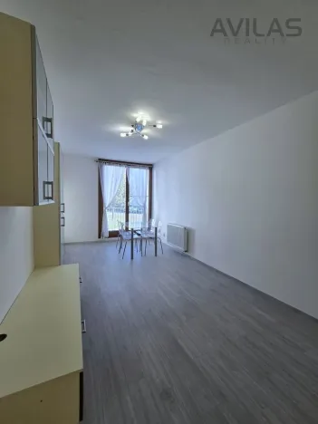Pronájem bytu 3+kk, Týnec nad Sázavou - Brodce, Na Kněžině, 65 m2