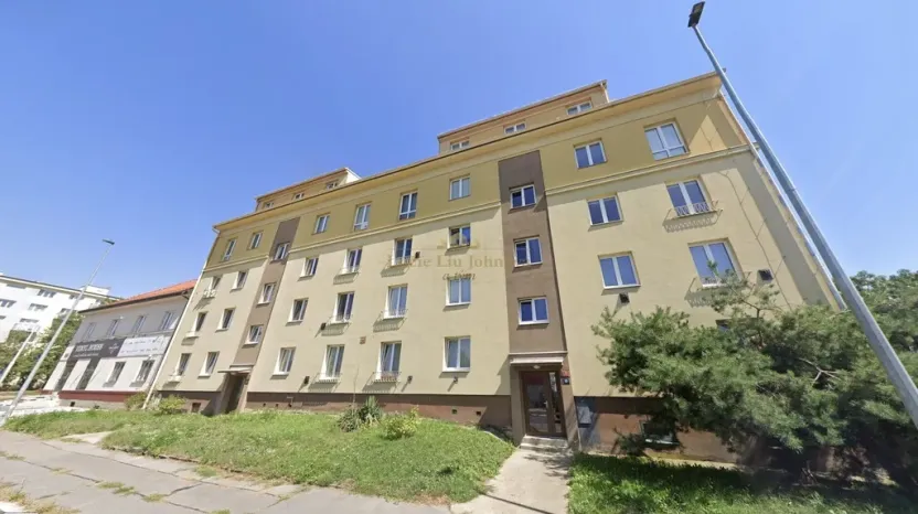 Prodej bytu 2+1, Praha - Hloubětín, Chvalská, 53 m2