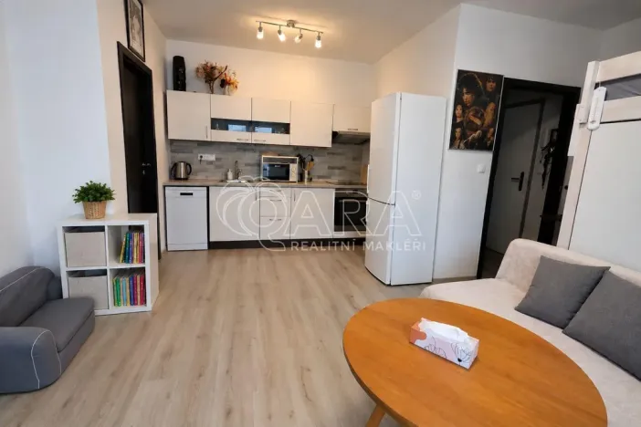 Prodej bytu 2+kk, Kladno - Kročehlavy, Generála Selnera, 42 m2