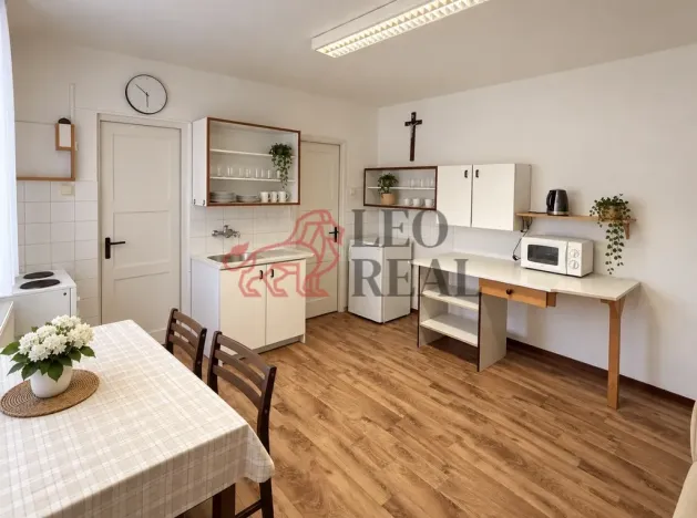 Prodej obchodního prostoru, Slušovice, Osvoboditelů, 89 m2
