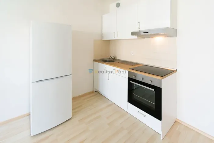 Pronájem bytu 2+kk, Praha - Stodůlky, náměstí Junkových, 50 m2