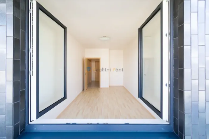 Pronájem bytu 2+kk, Praha - Stodůlky, náměstí Junkových, 50 m2