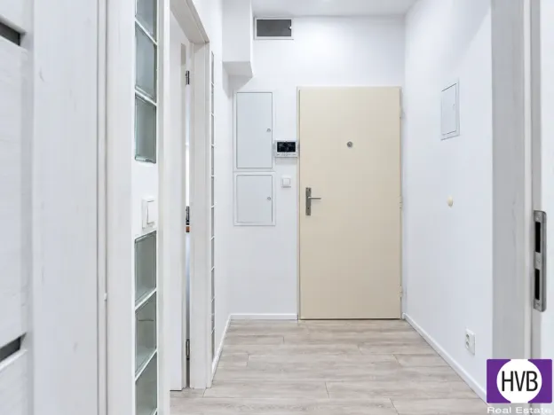 Prodej bytu 2+kk, Praha, Sokolovská, 42 m2