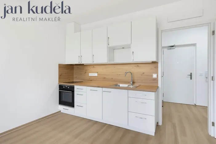 Pronájem bytu 1+kk, Brno, Střední, 35 m2