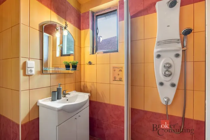 Prodej chalupy, Nečín - Žebrák, 120 m2