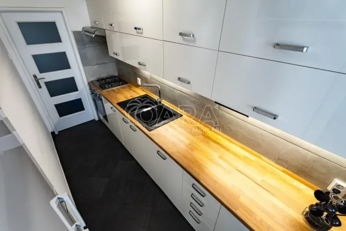 Prodej bytu 3+kk, Praha - Bohnice, Štětínská, 71 m2
