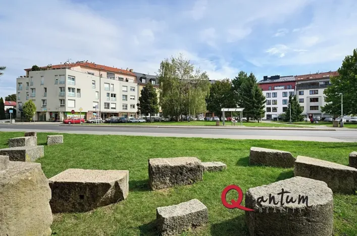 Prodej ubytování, Praha - Suchdol, Suchdolské náměstí, 19 m2