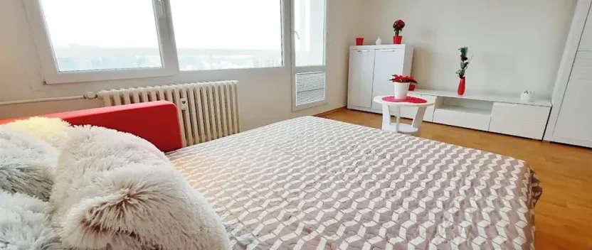 Pronájem bytu 1+kk, Brno, Sevastopolská, 38 m2