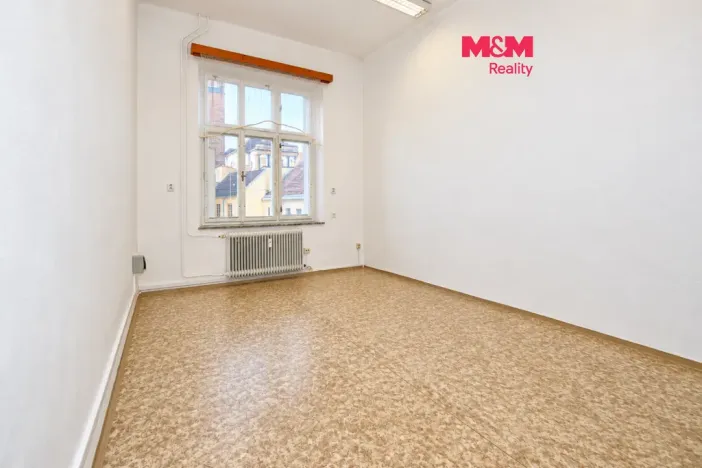 Pronájem komerčního prostoru, 18 m², Tylova, Jičín, Valdické Předměstí