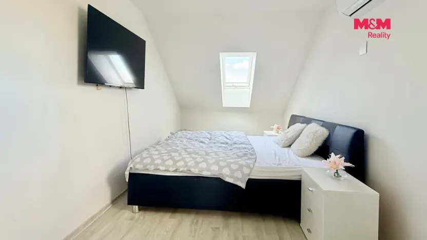 Prodej rodinného domu, Dolní Bojanovice, Zvolence, 380 m2