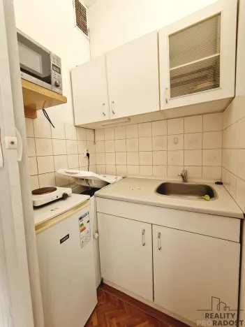 Pronájem bytu 1+kk, Brno, Pekařská, 25 m2
