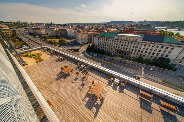 Pronájem kanceláře, Praha - Karlín, Ke Štvanici, 1080 m2
