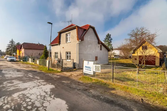 Prodej rodinného domu, Praha - Újezd nad Lesy, Klešická, 100 m2