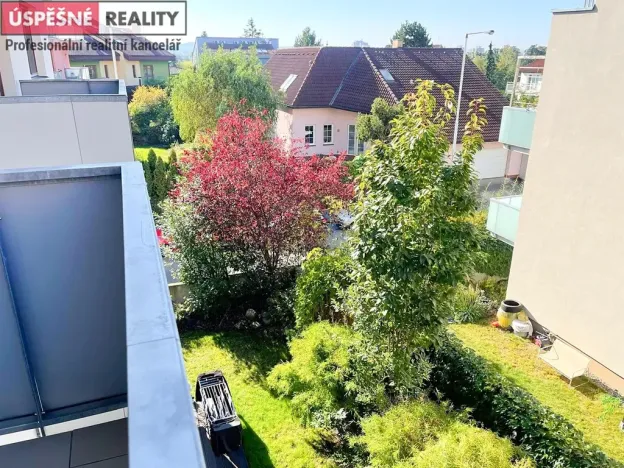 Pronájem bytu 2+kk, Praha - Braník, Na výspě, 52 m2