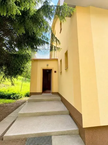 Prodej apartmánu, Svoboda nad Úpou, Sluneční stráň, 200 m2