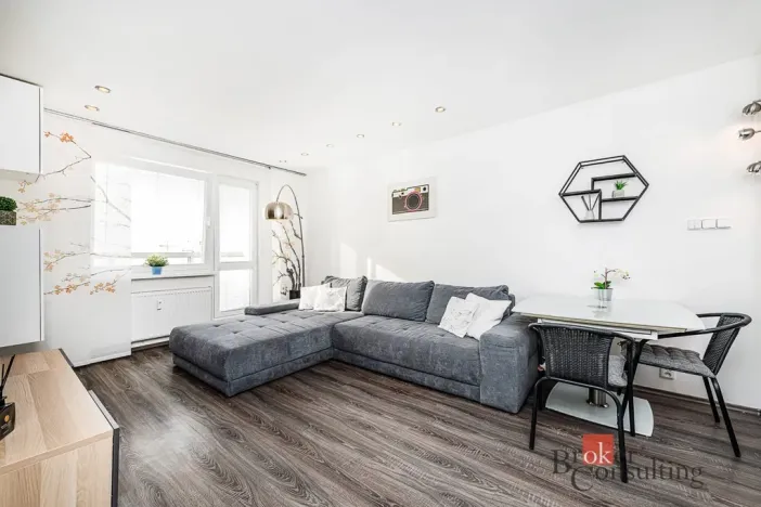 Prodej bytu 2+1, Kladno - Kročehlavy, Ukrajinská, 53 m2