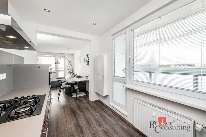 Prodej bytu 2+1, Kladno - Kročehlavy, Ukrajinská, 53 m2