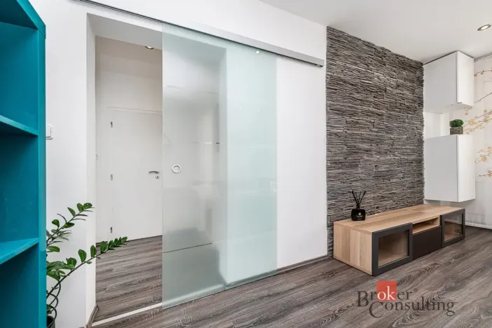 Prodej bytu 2+1, Kladno - Kročehlavy, Ukrajinská, 53 m2