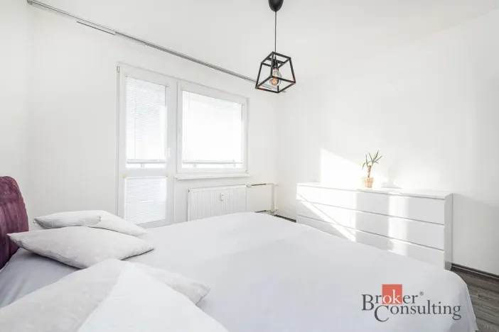 Prodej bytu 2+1, Kladno - Kročehlavy, Ukrajinská, 53 m2