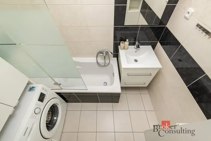 Prodej bytu 2+1, Kladno - Kročehlavy, Ukrajinská, 53 m2