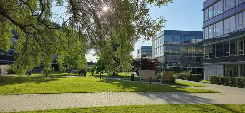 Pronájem garáže, 2540 m², Praha 5