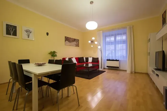 Pronájem bytu 2+kk, Praha - Holešovice, U průhonu, 50 m2