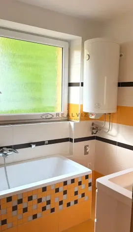 Pronájem bytu 2+kk, Český Krumlov, U Cihelny, 61 m2
