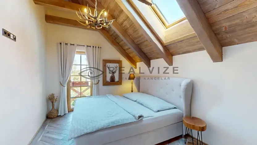 Prodej apartmánu, Lipí, 155 m2