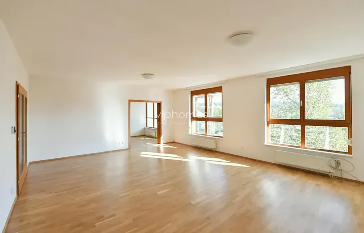 Pronájem bytu 4+kk, Praha - Liboc, U silnice, 200 m2