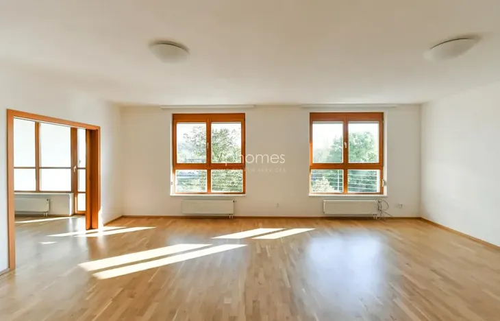 Pronájem bytu 4+kk, Praha - Liboc, U silnice, 200 m2