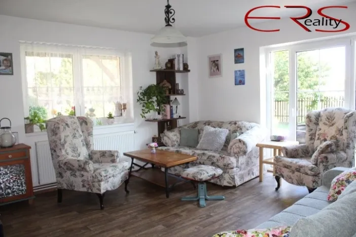 Prodej rodinného domu, Kostelní Hlavno, 270 m2