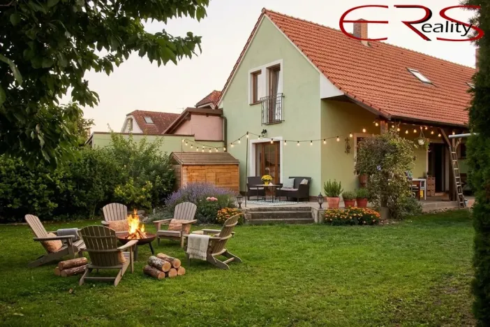 Prodej rodinného domu, Kostelní Hlavno, 270 m2