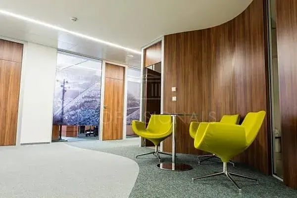 Pronájem kanceláře, Praha - Karlín, Pobřežní, 458 m2