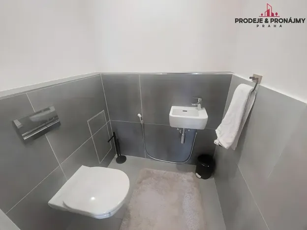 Prodej bytu 4+kk, Praha - Dolní Měcholupy, Kardausova, 103 m2