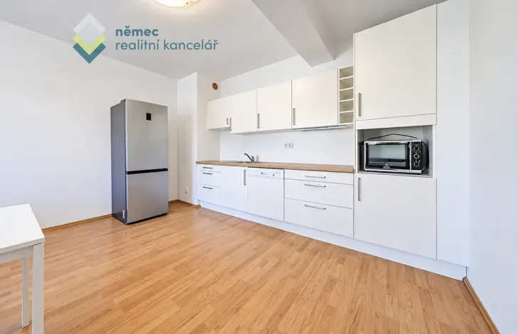 Pronájem bytu 2+kk, Praha - Satalice, K nádraží, 44 m2