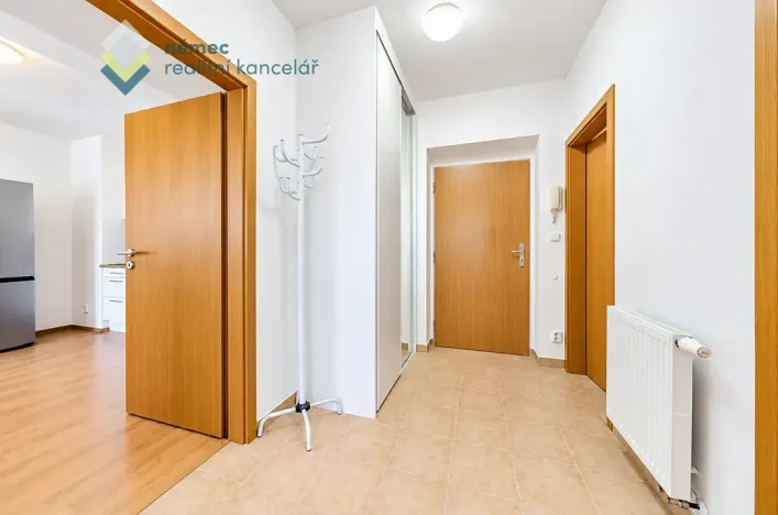 Pronájem bytu 2+kk, Praha - Satalice, K nádraží, 44 m2