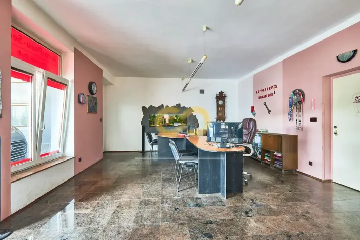 Prodej obchodního prostoru, Písek, U Hřebčince, 430 m2